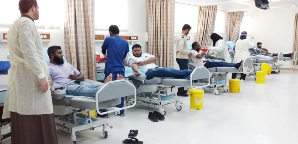 Expatriates donate blood in Jeddah