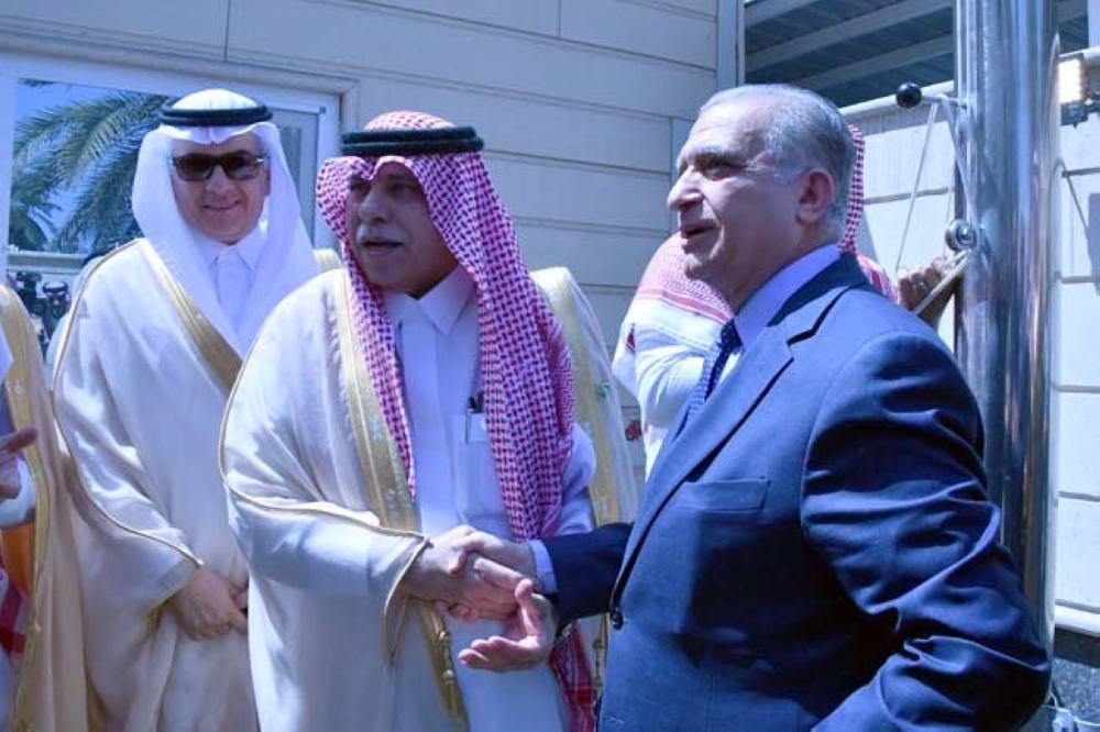 Opening The Saudi consulate in Baghdad in the presence of Al-Qasabi and Iraqi Deputy Prime Minister for Energy Affairs and Minister of Oil Thamir Al-Ghadhban. 