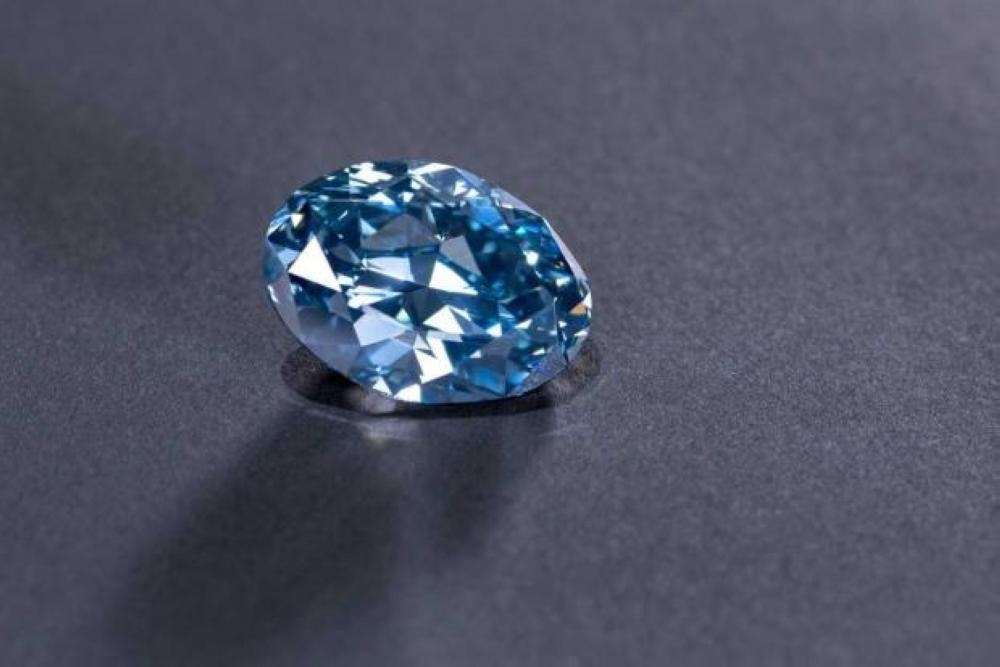 Botswana unveils rare 20-carat blue diamond