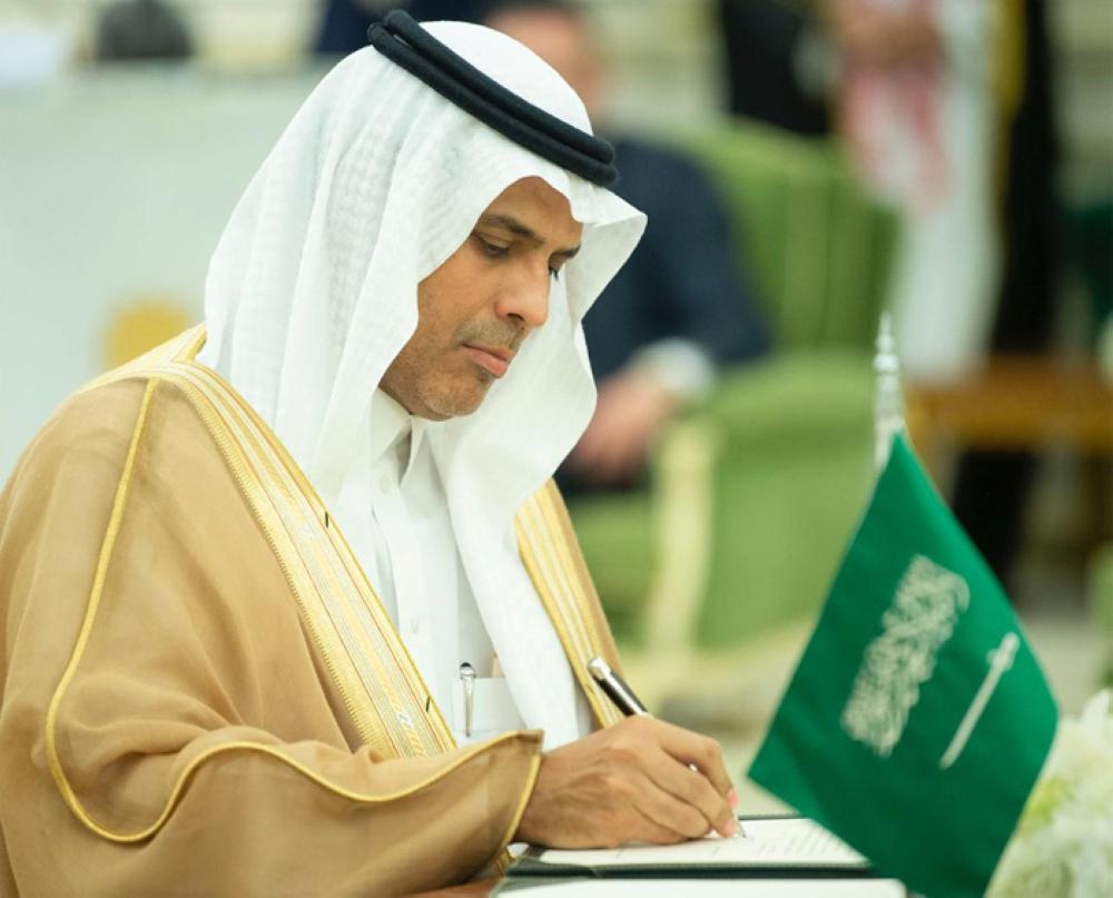 Custodian of the Two Holy Mosques King Salman receiving Prime Minister of Iraq Adil Abdul-Mahdi at Al-Yamamah Palace in Riyadh on Wednesday. — SPA
