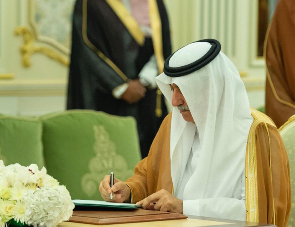 Custodian of the Two Holy Mosques King Salman receiving Prime Minister of Iraq Adil Abdul-Mahdi at Al-Yamamah Palace in Riyadh on Wednesday. — SPA
