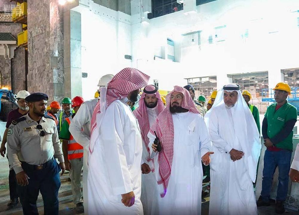 Sheikh Abdurahman Al-Sudais, head of the Presidency for the Affairs of the Two Holy Mosques, makes an inspection tour of King Abdulaziz Gate at the Grand Mosque in Makkah on Monday.-SPA
