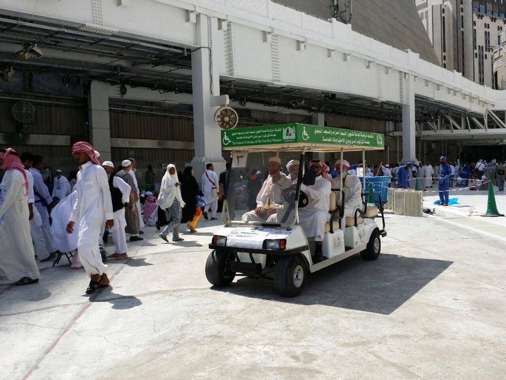 The Saudi Red Crescent has 85 permanent ambulance centers in Makkah. — File photo