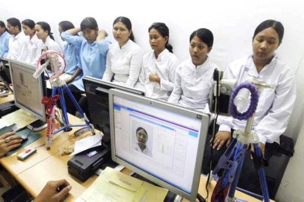 Indonesian Ambassador Agus Maftuh Abegebriel sounded confident that his country was able to satisfy the Kingdom's needs for housemaids once some unresolved issues are dealt with properly. — Okaz photo