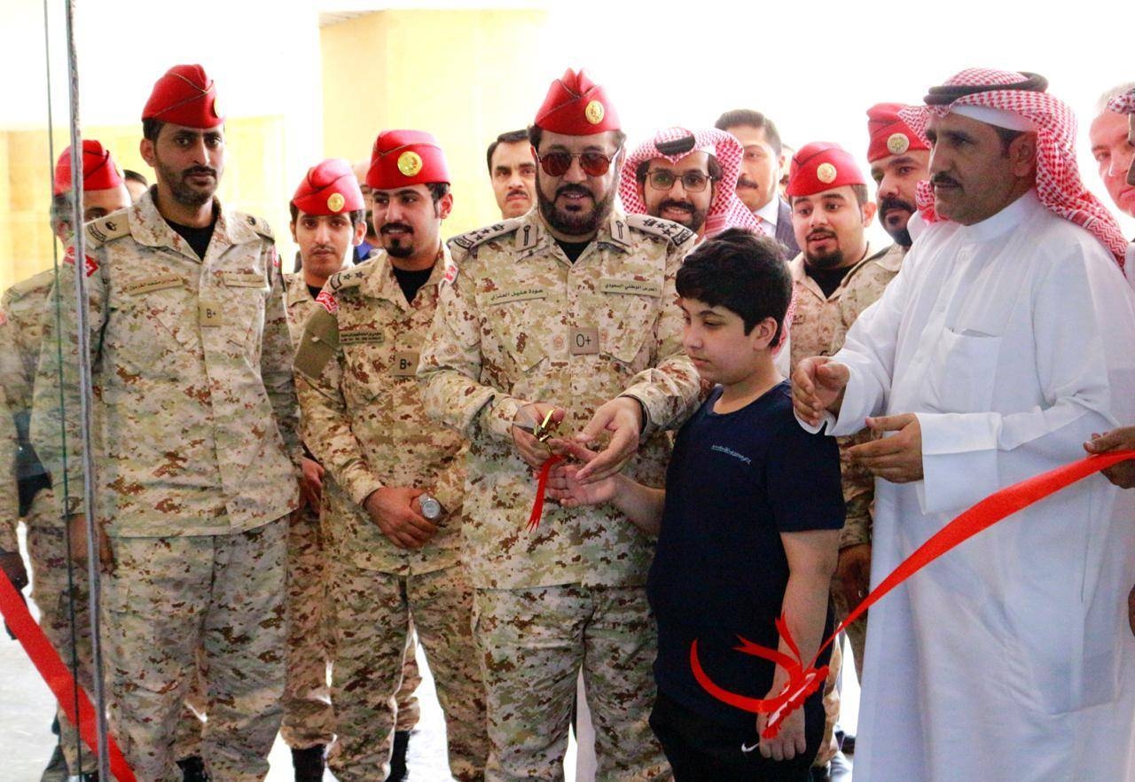 Aoodah Alenazi, Commander for Al Ahsa National Guard, cuts the inaugural ribbon in the presence of Shehim Mohammed, Director, LuLu Saudi Hypermarkets, government officials and LuLu dignitaries

