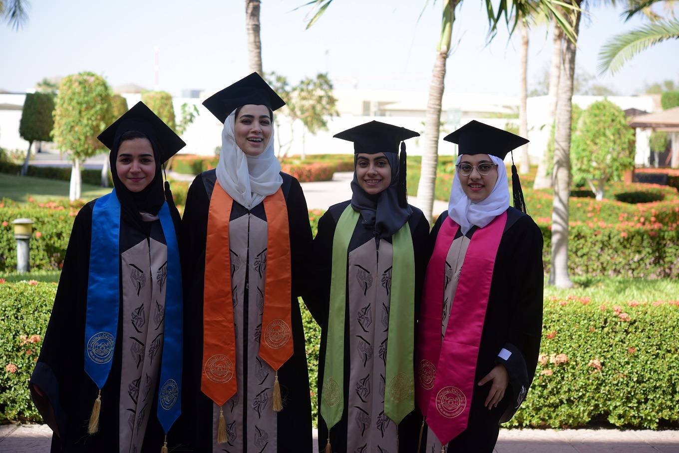 As many 467 undergraduate and postgraduate students graduated from various departments of Dar Al-Hekma University during the academic year 2018-19.