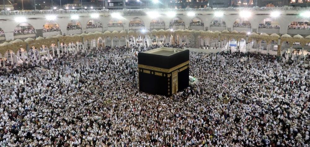 Faithful throng the Grand Mosque in Makkah to offer Khatm Al-Qur’an prayers on Sunday, 29th night of the holy month of Ramadan. — SPA