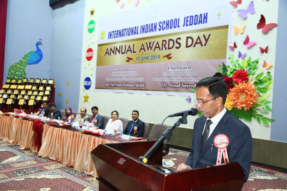 Focus on academic excellence, Indian envoy tells students and their mentors