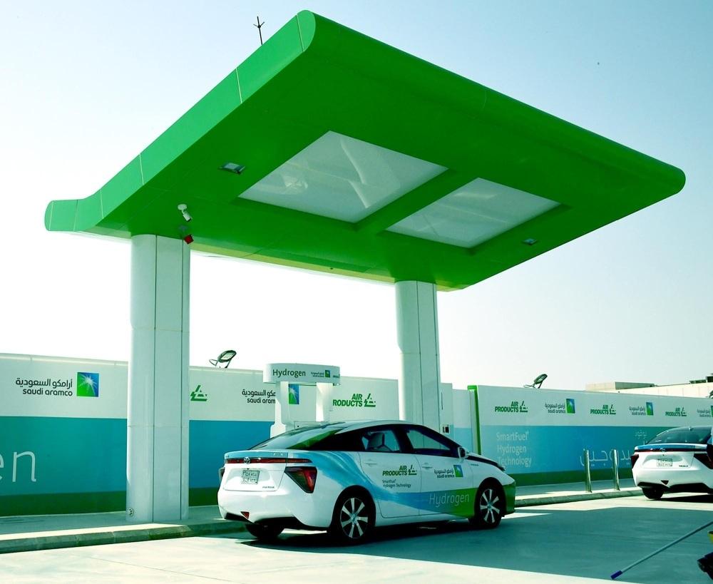 Saudi Arabia gets first hydrogen fueling station