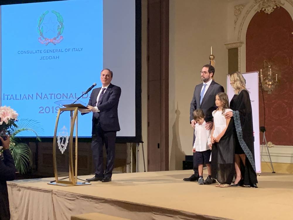 Italian Consul General Stefano Stucci and other diplomats cutting the ceremonial cake to mark the Italian Republic Day. — SG photos by Abdulaziz Hammad