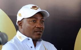 West Indies batting legend Brian Lara was admitted to a hospital in Mumbai Tuesday after complaining of chest pain, Indian media reports and sources said.
