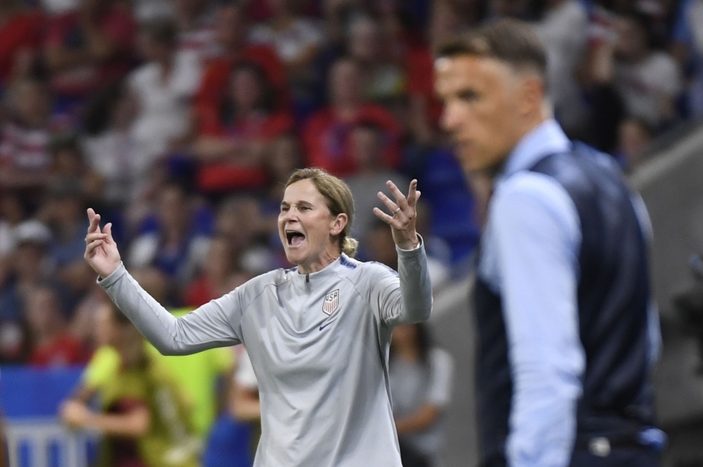 United States' coach Jillian Ellis (L) speaks to United States' defender Abby Dahlkemper  during the France 2019 Women's World Cup semifinal football match against England on Tuesday at the Lyon Satdium in Decines-Charpieu, central-eastern France. — AFP