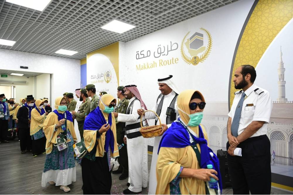 Indonesian pilgrims arriving in Madinah under the 