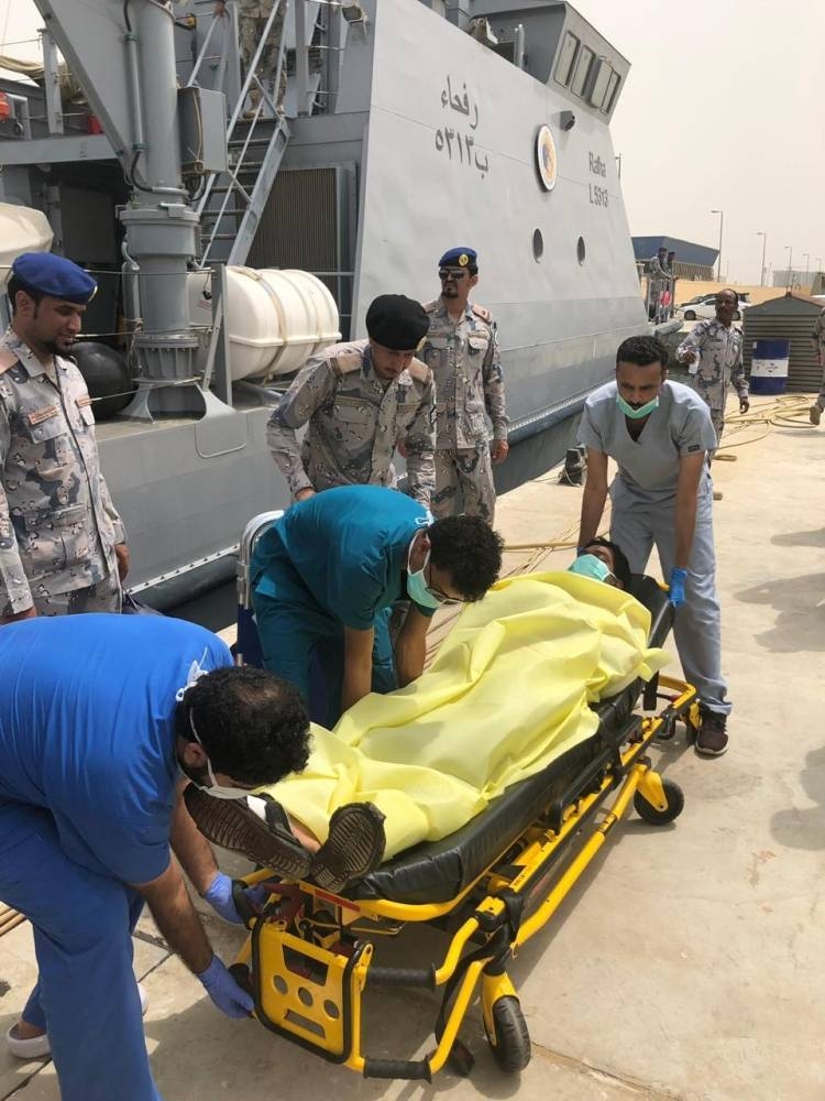 The car of two Emiratis car broke down in a remote area in Empty Quarter.