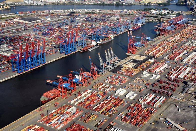 Gross domestic product (GDP) fell 0.1 per cent quarter-on-quarter after a confirmed growth rate of 0.4 per cent in the first three months of the year.  -Reuters
