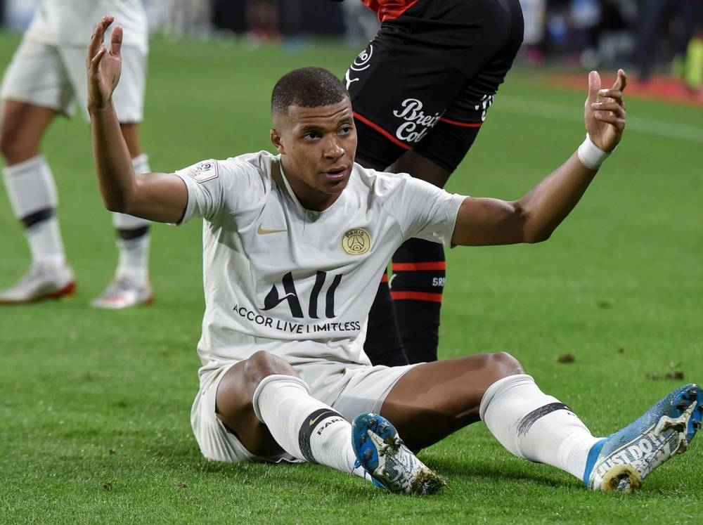 PSG coach Thomas Tuchel leaves Neymar out of his squad for the second consecutive week amid uncertainty over the Brazilian forward's future. — Courtesy photo