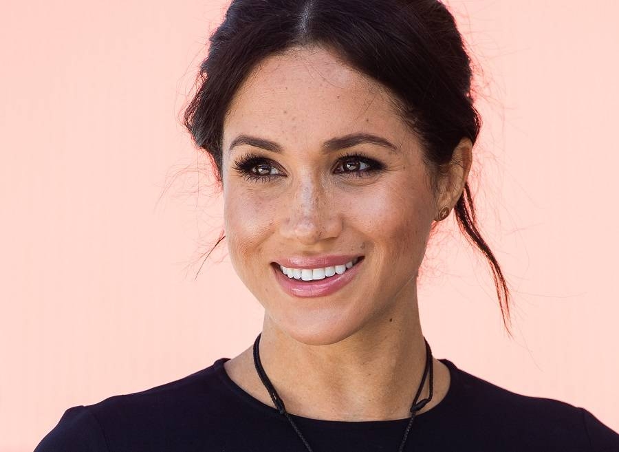 ROTORUA, NEW ZEALAND - OCTOBER 31:  Meghan, Duchess of Sussex visits Te Papaiouru Marae for a formal powhiri and luncheon on October 31, 2018 in Rotorua, New Zealand. The Duke and Duchess of Sussex are on their official 16-day Autumn tour visiting cities in Australia, Fiji, Tonga and New Zealand.  (Photo by Samir Hussein/Samir Hussein/WireImage)