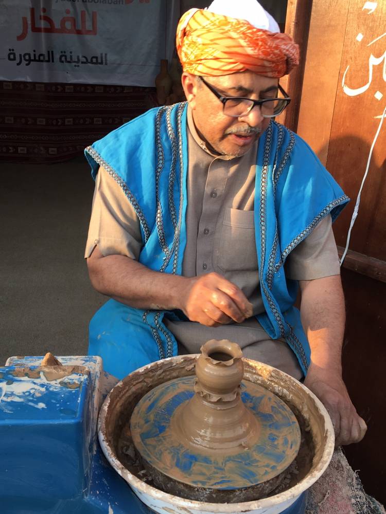 Abolaban’s skills in art of pottery draw huge crowd at Souk Okaz