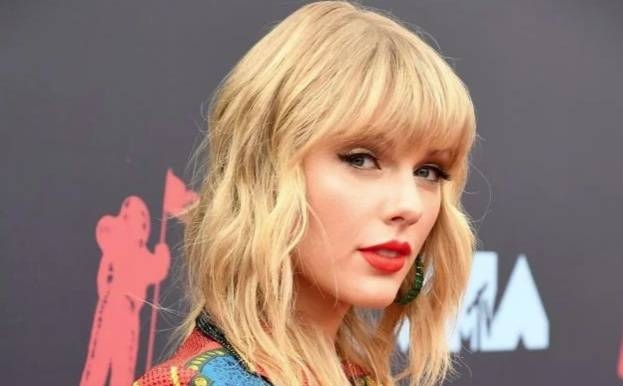 Pop superstar Taylor Swift has pulled out of a performance at the Melbourne Cup, with animal rights activists taking credit after a campaign to highlight cruelty to racehorses.