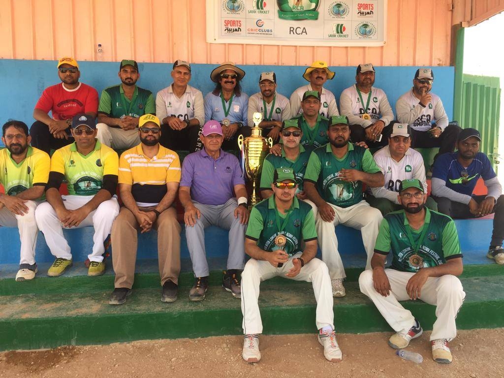 Champions Alkharaj League with RCA Executive Committee.