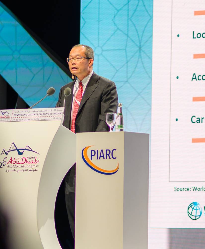 Guangzhe Chen delivers keynote address