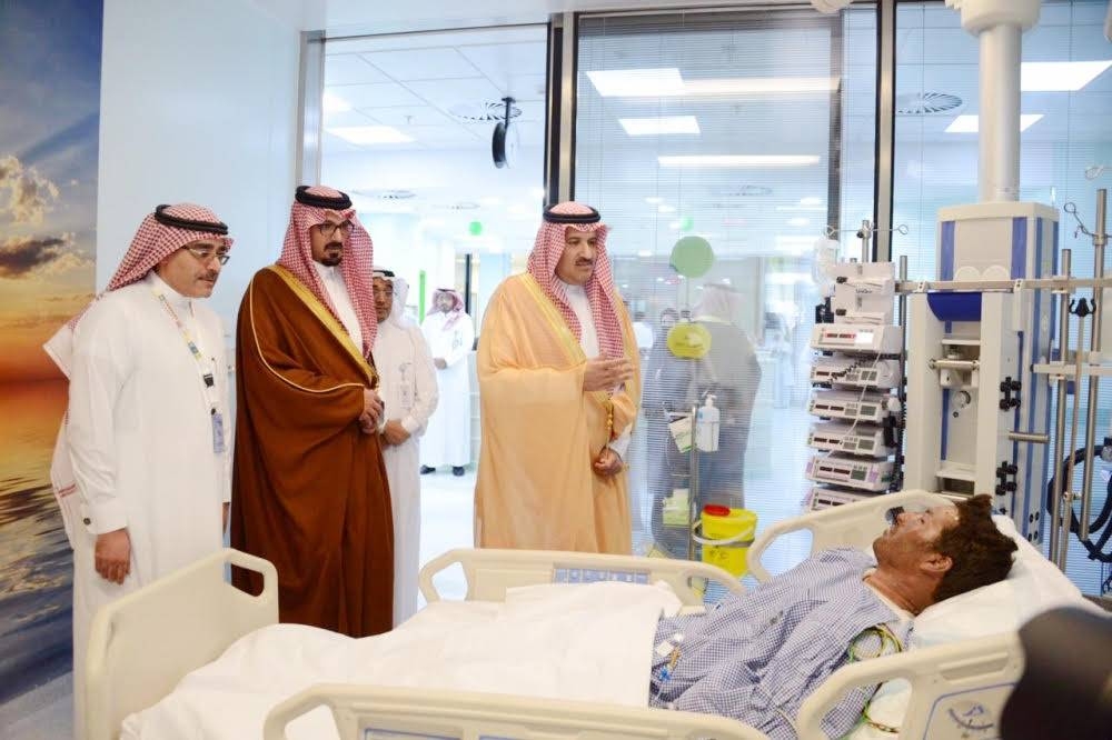 Madinah Emir Prince Faisal Bin Salman and Deputy Emir Prince Saud Bin Khaled Al-Faisal visit the injured at King Fahd Hospital in Madinah following the deadly bus crash on Thursday. – Okaz/Saudi Gazette photo