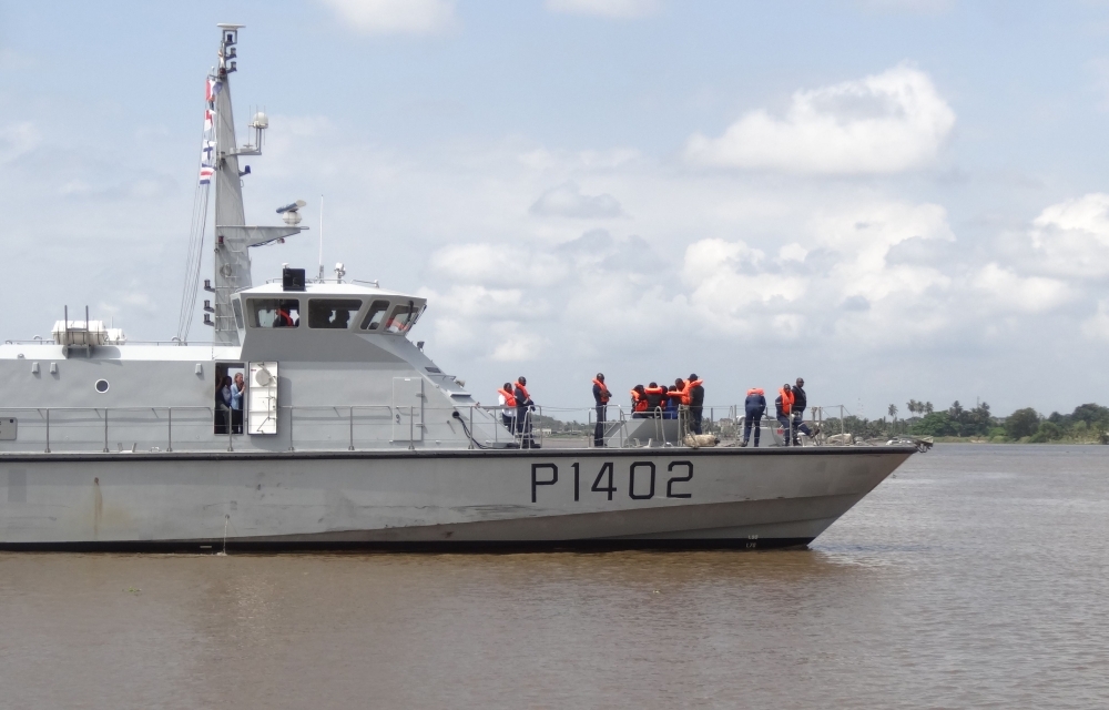 A French warship on which nine magistrates and three Ivorian police and gendarmerie officers spent two days to strengthen their capacities and better combat the piracy that is ravaging the Gulf of Guinea, in the port of Abidjan, on Friday. -AFP