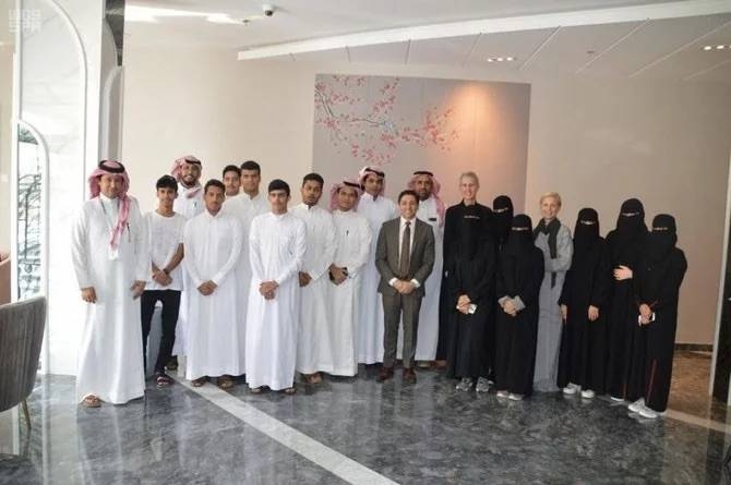 CEO of NEOM project, Nadhmi Al-Nasr, meets with the first batch of students to benefit from an external scholarship program sponsored by the developer. — SPA