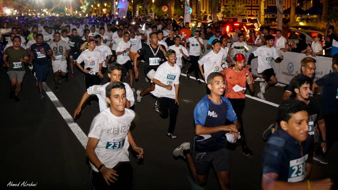 Jeddawis jog to beat diabetes at Abeer Group’s Night Run