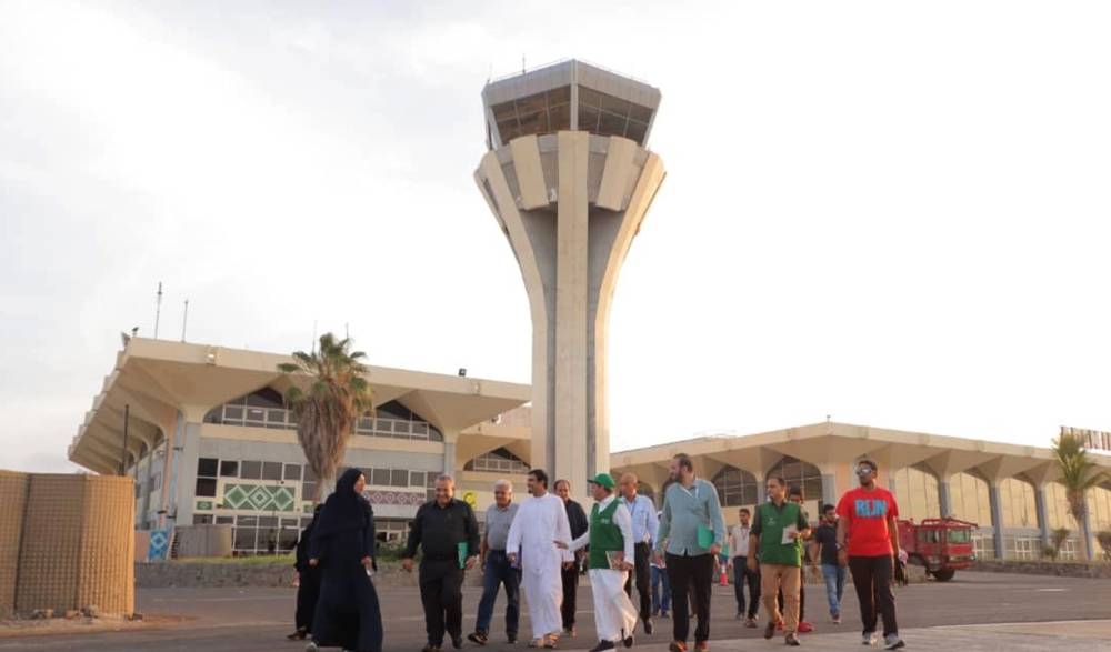 Officials of the Saudi Development and Reconstruction for Yemen (SDRPY) at Aden airport. — Courtesy photos 