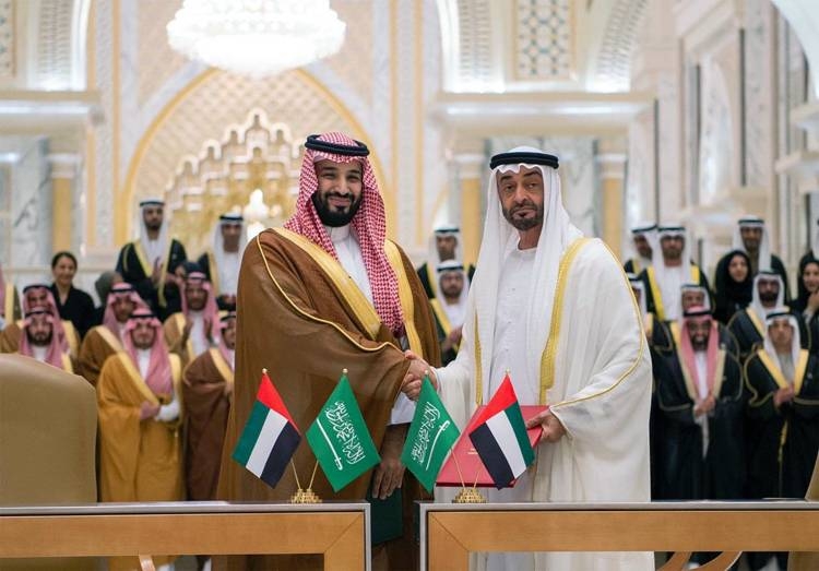 Crown Prince Muhammad Bin Salman, deputy premier and minister of defense, and Abu Dhabi's Crown Prince Sheikh Mohammad Bin Zayed at the Qasr Al Watan Palace on Wednesday.