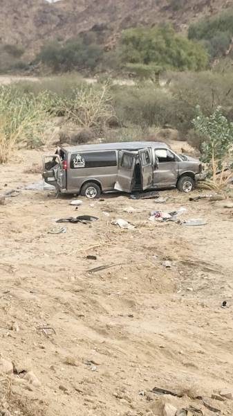 Heavy rains and speeding by the 61-year-old Saudi driver caused the accident, seriously injuring the five female teachers. — Okaz photo 
