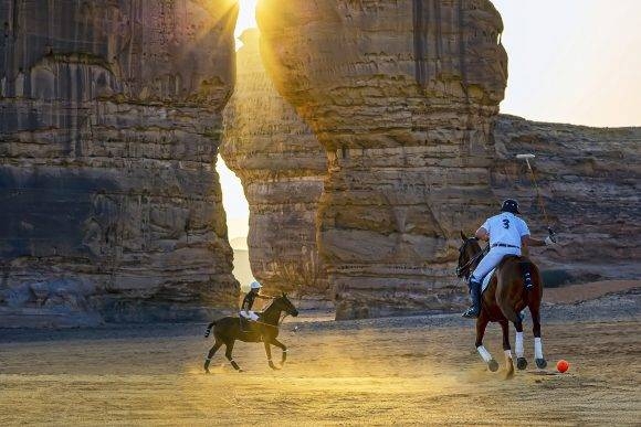 AlUla-Desert-Polo_-Winter-at-Tantora-Festival-2-580x392