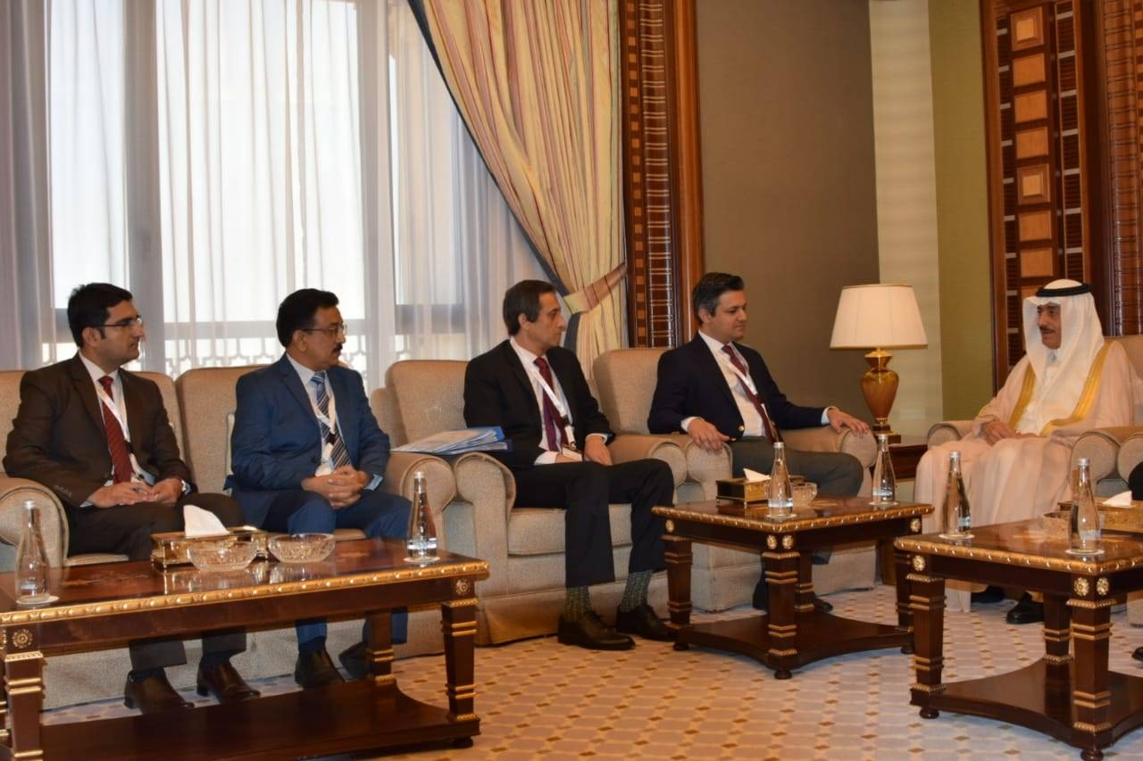 Pakistan’s Minister for Economic Affairs Mohammad Hammad Azhar in talks with the President of the Islamic Development Bank (IDB)  Dr. Bandar Al Hajjar, right. — Courtesy photo