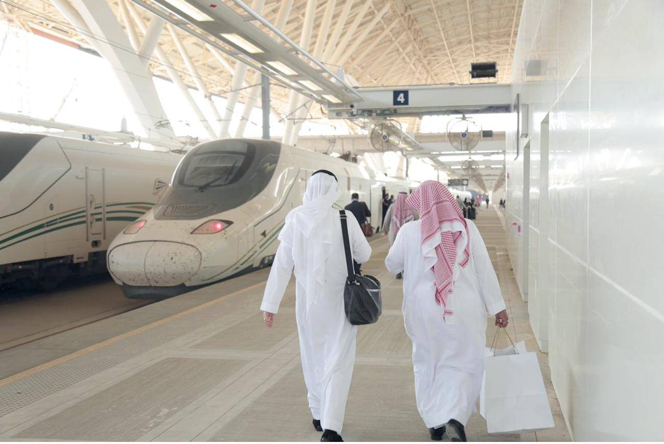 The Haramain High Speed Train resumed services on Wednesday between Jeddah and Madinah. For the first time, the train started operation from the railway station of the new terminal of King Abdulaziz International Airport (KAIA).