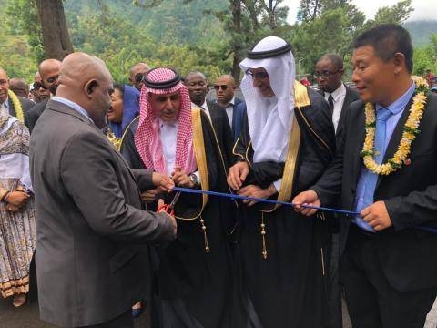 Azali Assoumani, president of the Union of the Comoros Islands cuts the ribbon to inaugurate the new road network with Dr. Hamad Al Hajiri, Saudi Arabia’s ambassador to the Comoros, and Ibrahim Al Turki, sdvisor to Saudi Fund for Development (SFD). — Courtesy photo