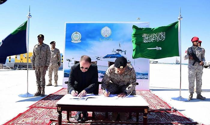 The Ministry of Defense received its first batch of French fast interceptor vessels in the Eastern Province on Thursday.
