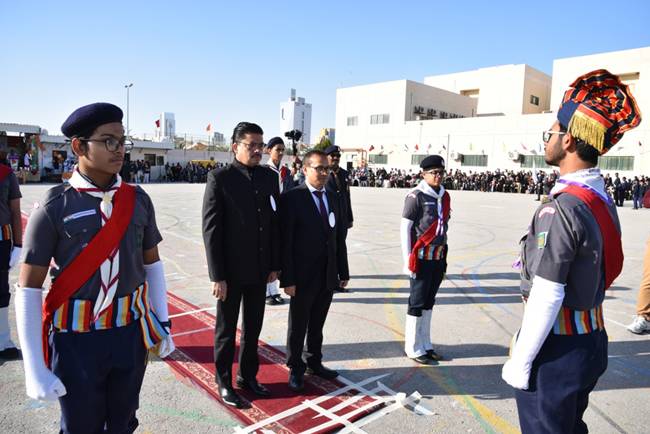 IISD Managing Committee Kaleem Ahmad and Principal and HOI Zubair Ahamed Khan welcomed with a guard of honor.