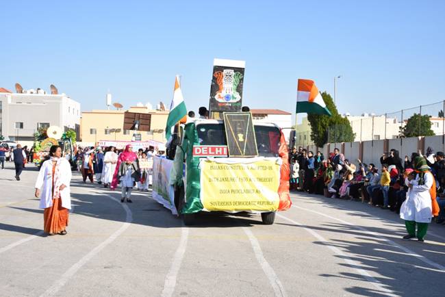 IISD Managing Committee Kaleem Ahmad and Principal and HOI Zubair Ahamed Khan welcomed with a guard of honor.