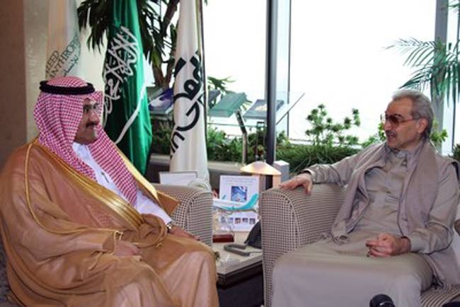 Alwaleed Philanthropies Chairman Prince Alwaleed Bin Talal (R) with Saudi Ambassador to Yemen and SDRPY Supervisor Mohammed Bin Saeed Al Jabir in Riyadh on Wednesday. — Courtesy photos