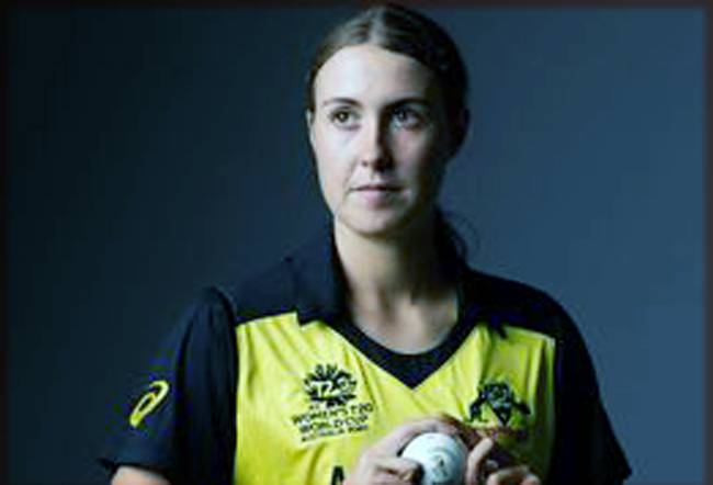 Defending champions Australia suffered a blow on the eve of the women's Twenty20 World Cup Thursday with young pace spearhead Tayla Vlaeminck ruled out of the tournament with a foot injury.