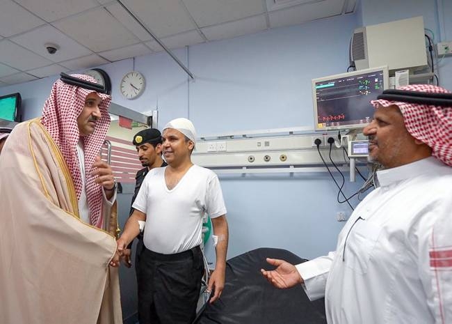 Emir of Madinah Prince Faisal Bin Salman checks on the health of the injured security men in King Fahd hospital in Madinah. — SPA