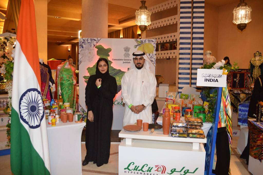 AlOula’s tea and coffee festival draws huge crowd