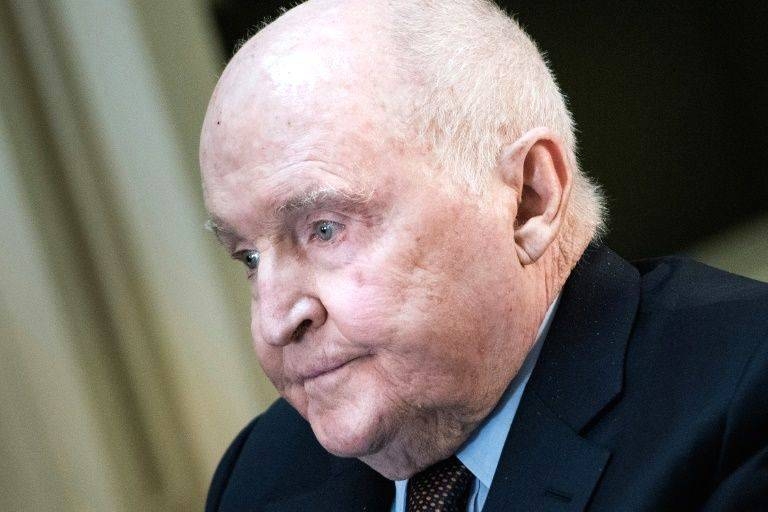 Jack Welch, an iconic American businessman who built General Electric into one of the world's industrial flagships, died on Monday aged 84, the company said.