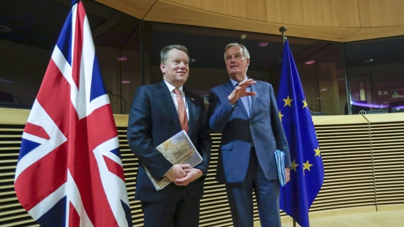 EU chief Brexit negotiator Michel Barnier, right, and Boris Johnson’s chief Europe negotiator David Frost during the start of the first round of post-Brexit trade talks on Monday. — Courtesy photo