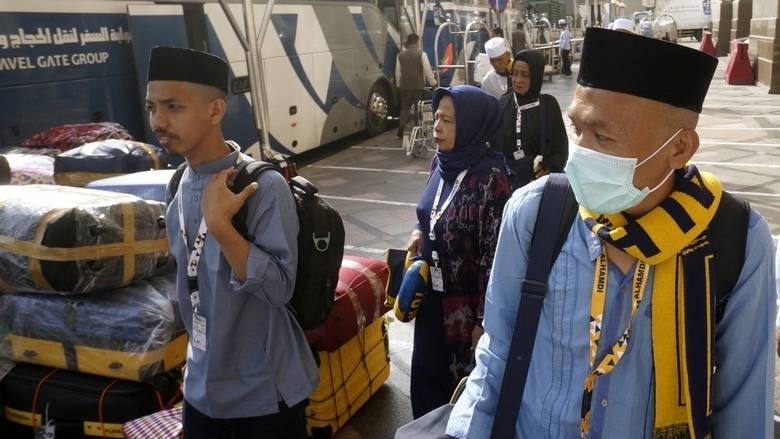 Indonesians arriving in the Kingdom. — Courtesy photo