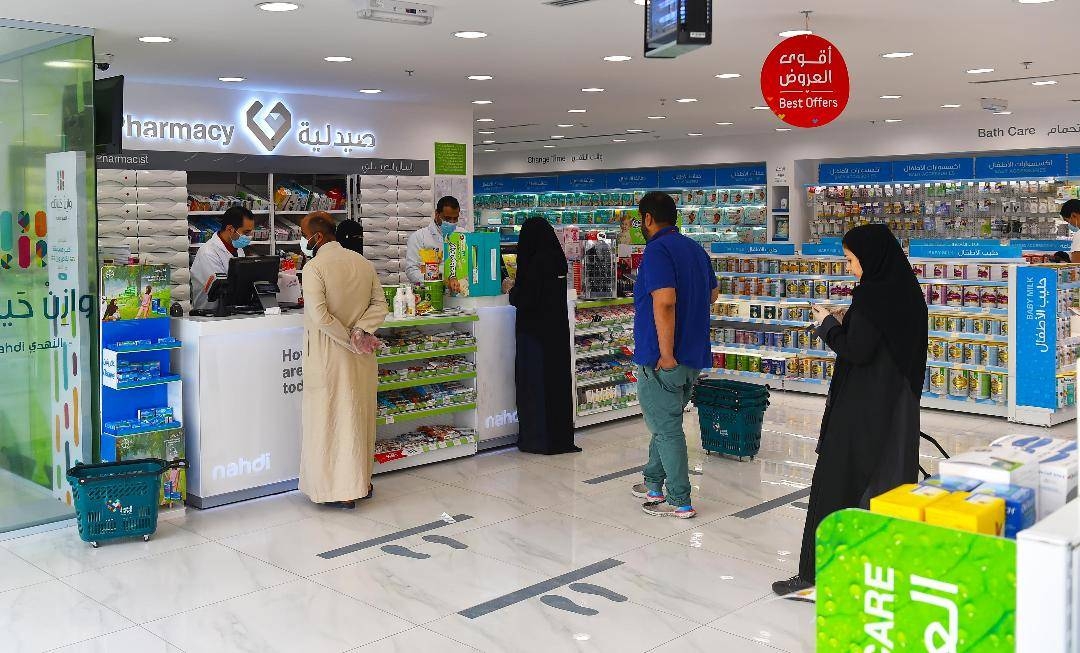 Hypermarkets directed to have signs on social distancing needs