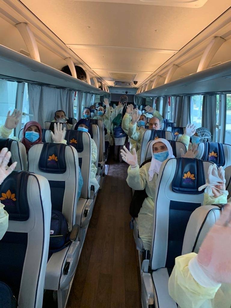 366 Turkish Umrah pilgrims depart after testing negative for corona