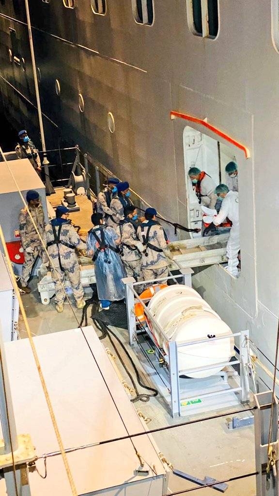 Border Guard evacuate injured Brazilian and 3 others from Italian vessel in Red Sea