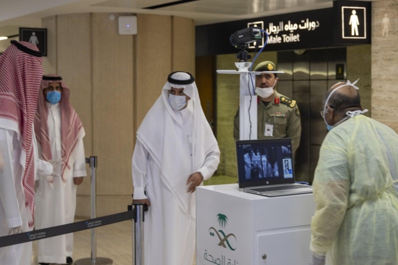 Tourism Minister inspects hotels for housing returning Saudis